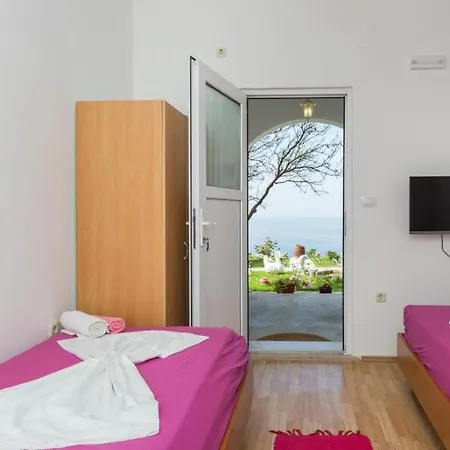 شقة Vidovic - Studio With Patio And Sea View *